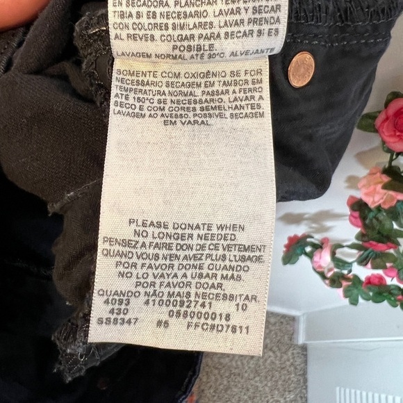 🐙Levi’s Black Denim Jeans Women’s Straight Leg - Picture 9 of 13